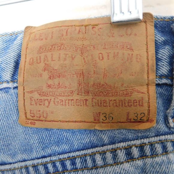 Vintage 90s 1999 Levi's Jeans Size 36 x 32 550 Casual Faded Denim 5 Pocket Blue - Picture 11 of 16